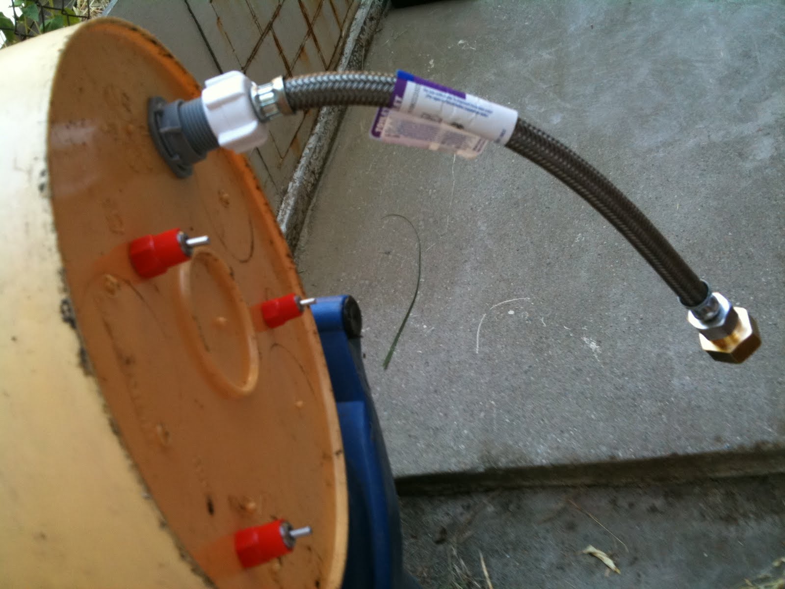 Party Valley Heights: Automatic Bucket Waterer