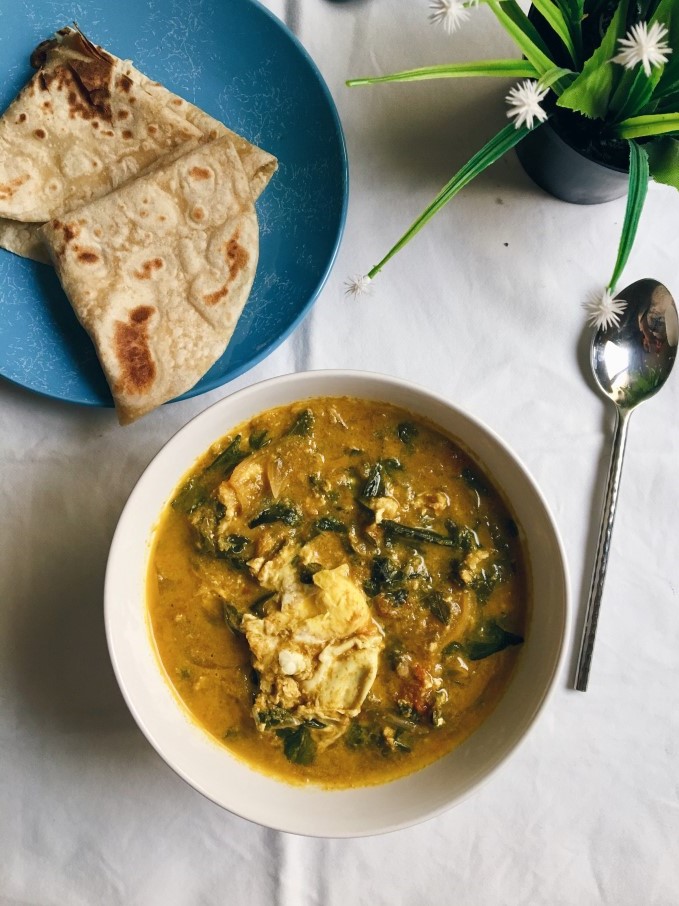 Poached Egg Curry with Moringa leaves