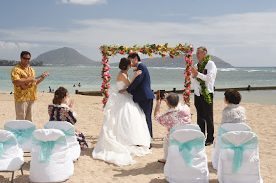 Honolulu Weddings