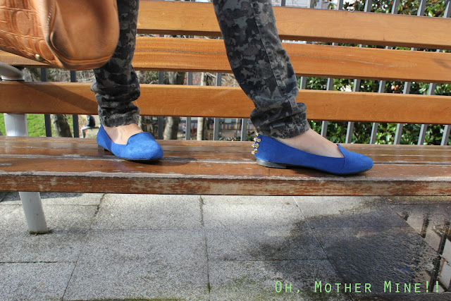 DIY Zapatos tachuelas azul klein / DIY Studded Shoes