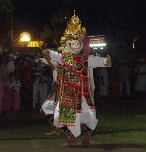 Telek Dance Bali , Lontar Barong Swari