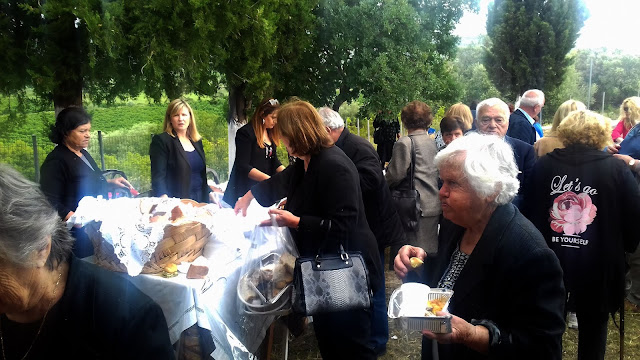 Θεσπρωτία: Προσφορά Εδεσμάτων Από Την Ενορία Κεστρίνης Θεσπρωτίας Στην Ανοιξιάτικη Εξοχή