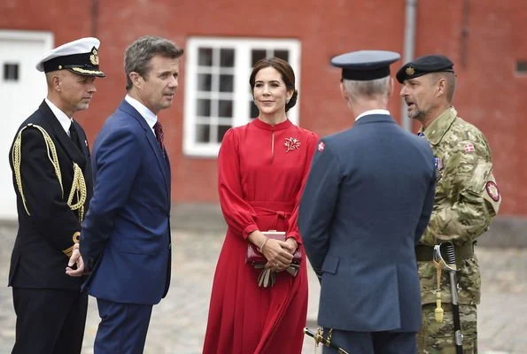 Crown Prince Frederik and Crown Princess Mary welcomed President Emmanuel Macron and his wife Brigitte Macron