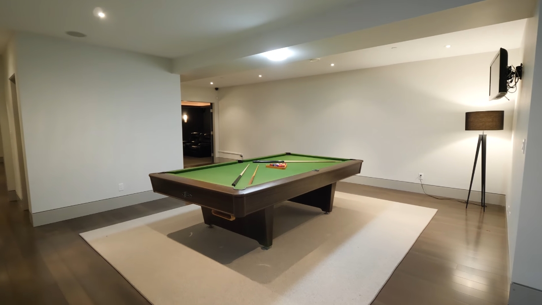 61 Interior Design Photos vs. 1495 Bramwell Rd, West Vancouver Luxury Mansion Tour