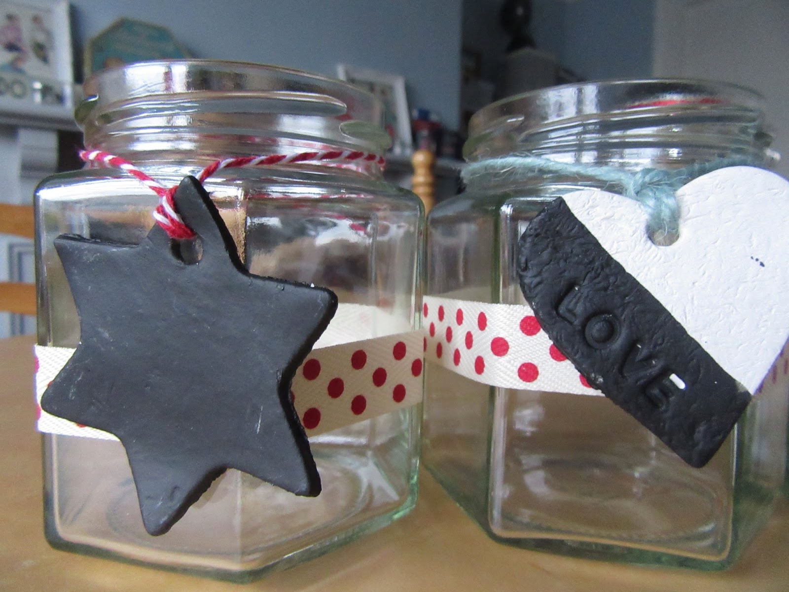 Sandra Loves....... Decorated Christmas Jam Jars 32/50 50 makes for