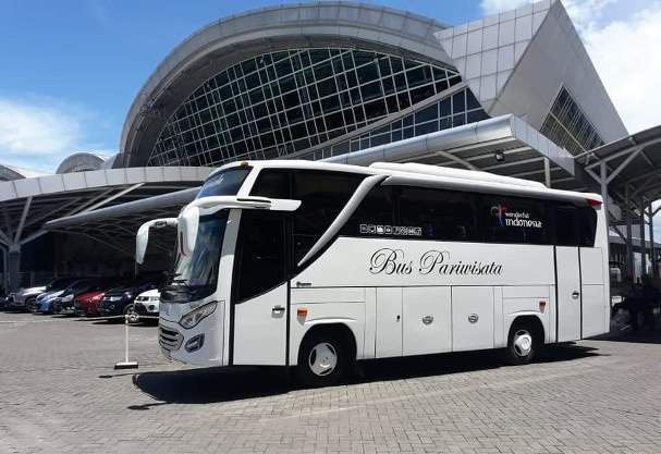 Pariwisata Makassar Berkembang Pesat: Peran Vital Bus Pariwisata dalam Menggapai Potensi