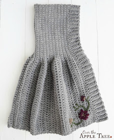 Crochet Cape with flowers by Over The Apple Tree