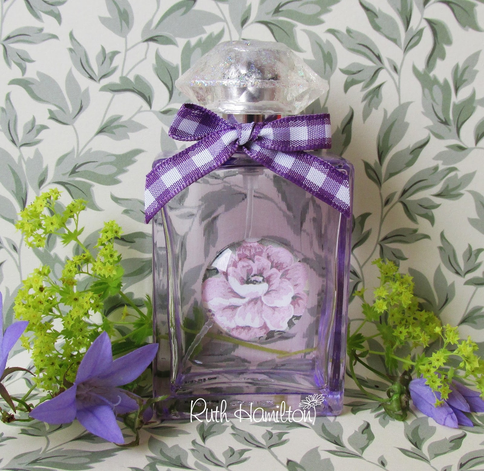 A Passion For Cards Mod Podge Sheer Paint and Podgeable Glass Domes by