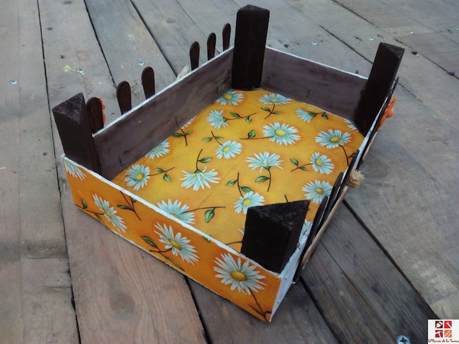 caja de fruta reciclada