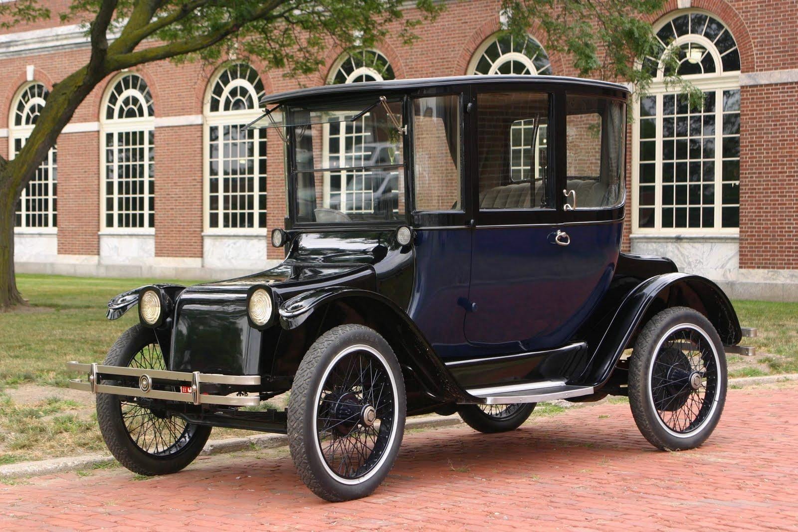 Машинки 19 века. Detroit Electric электромобиль. Электромобиль «Detroit Electric» 1915 года. Электромобиль компании «Detroit Electric», 1907 г. Тесла.