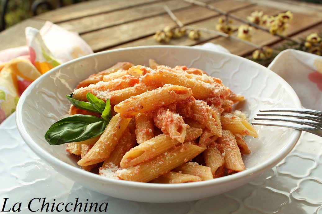 Penne con sugo di ricotta e pomodoro Cucina facile e veloce