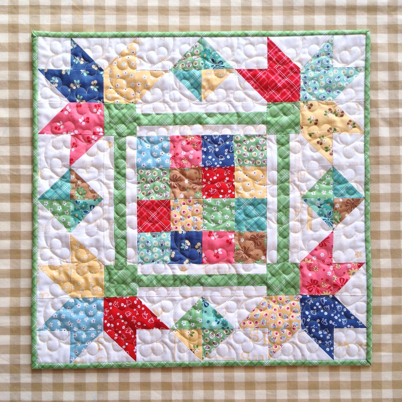 Carried Away Quilting Pretty mini quilts for springtime sewing
