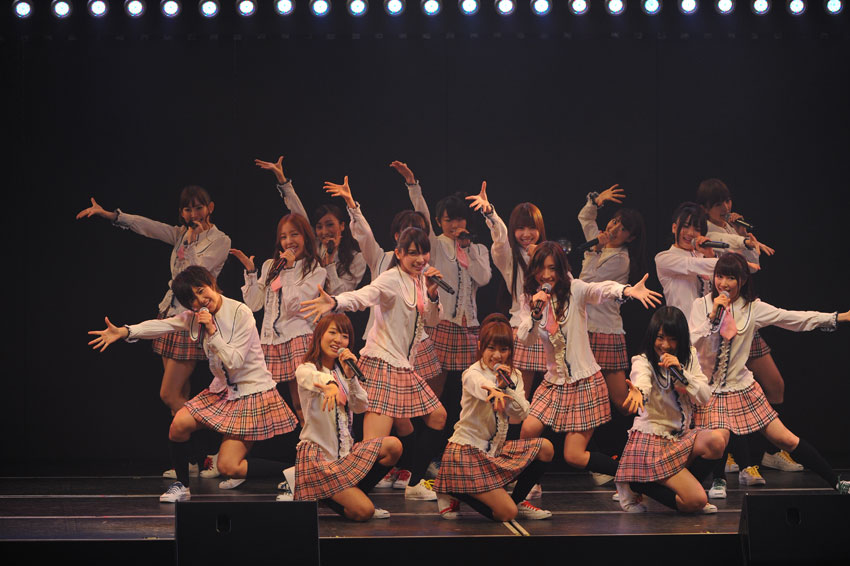 TYPE AKB48 - Photos Videos News