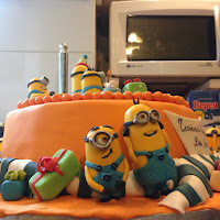 minions cake