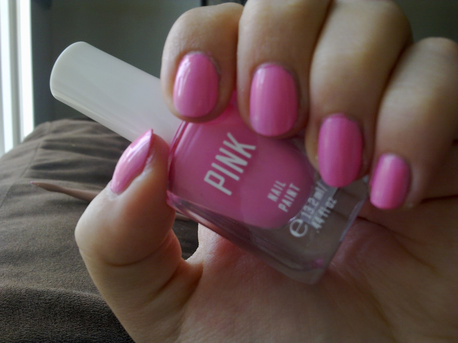 Victoria's Secret Pink Nail Paint Pink — free download