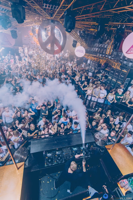 Dual Nozzle CO2 Theatrical Cryo Smoke Special Effect Gun w-Lasers by Atlanta Special FX® Dual Nozzle CO2 Theatrical Cryo Smoke Special Effect Gun w-Lasers by Atlanta Special FX®