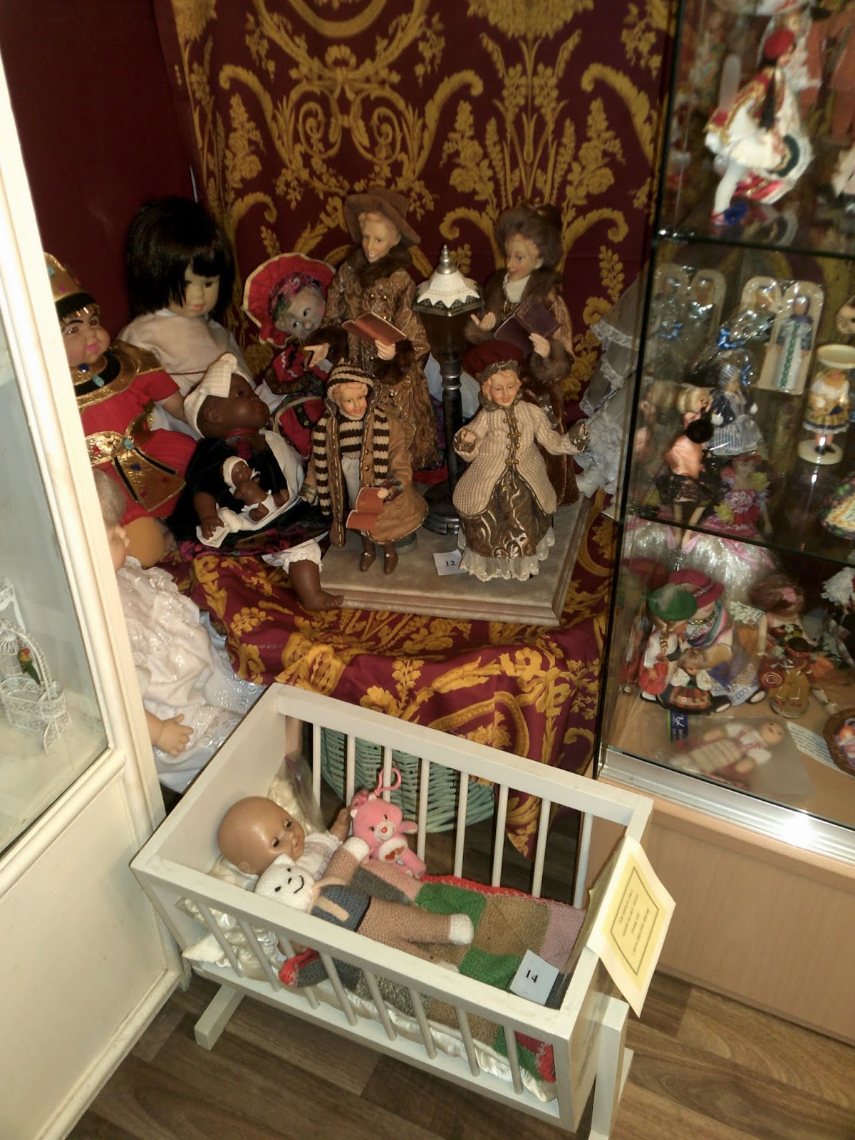 dolls house museum