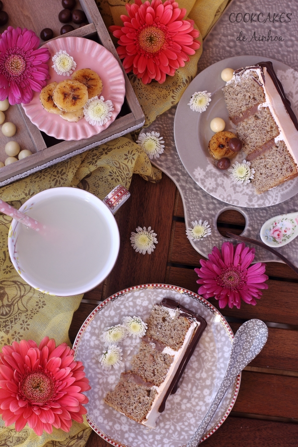 Drip Cake de Plátano y Tres Chocolates