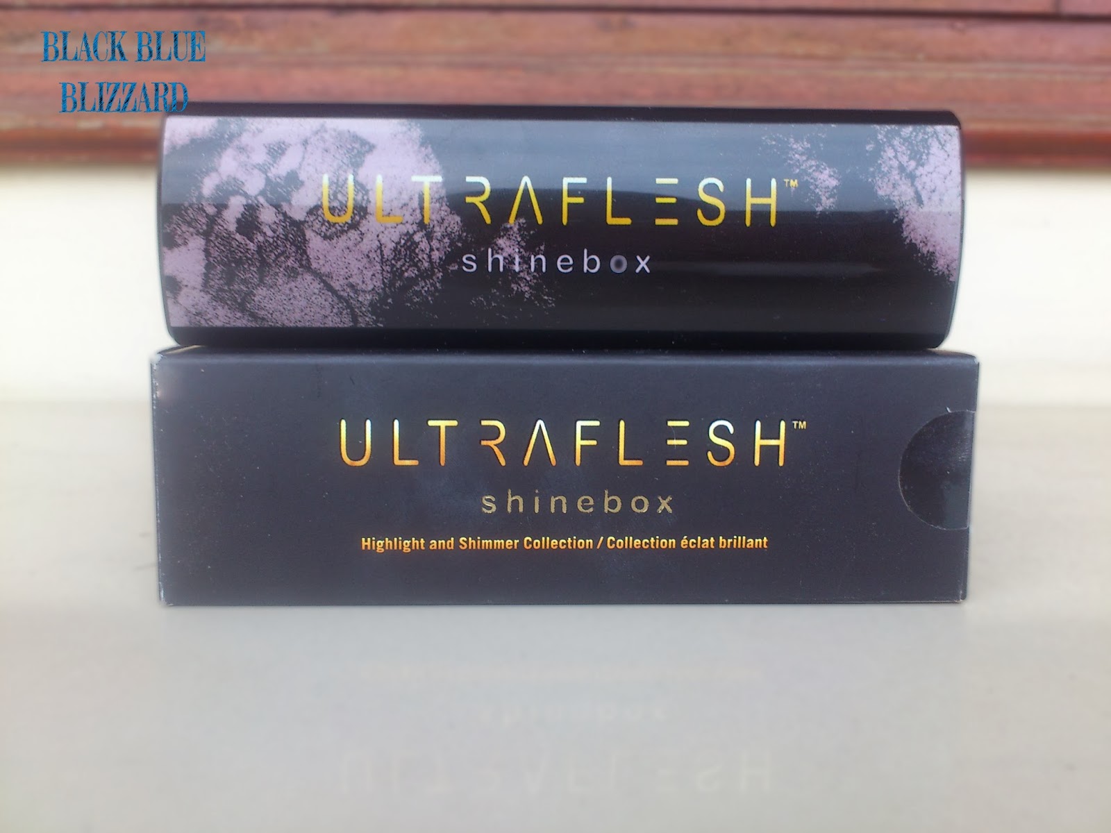 ultraflesh, ultraflesh shinebox, higlighter, shimmer, enhancer, review blogger, strawberyNET