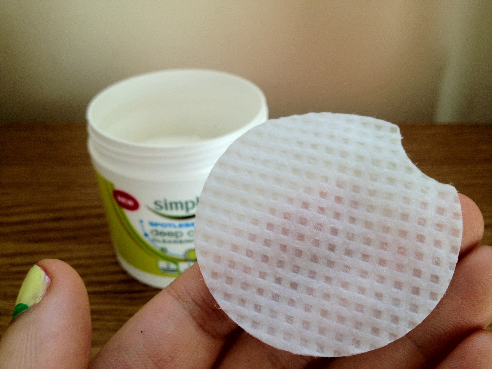 Cleansing cotton pad