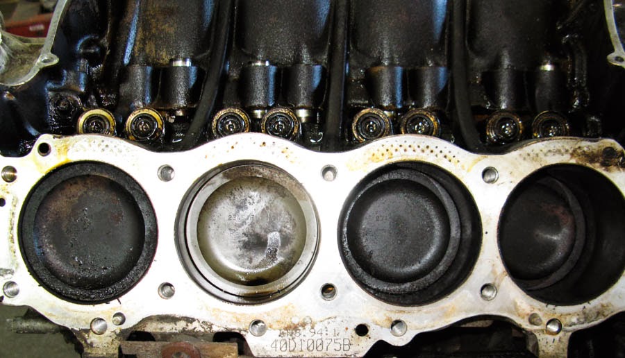 Should You Rebuild or Replace Your Land Rover V8? JE Robison Service