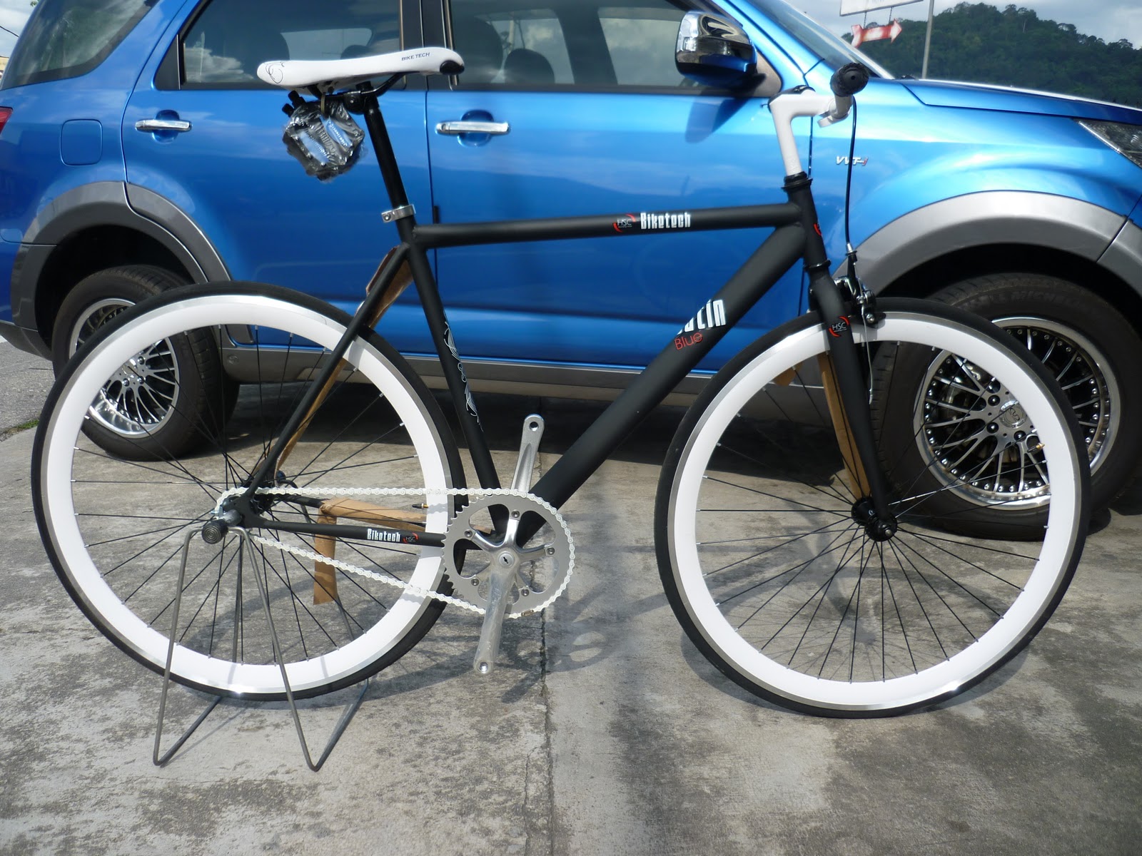 fixie bike wheel size