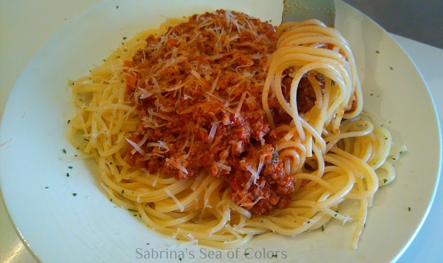 Espaguetis_con_salsa_boloñesa_2