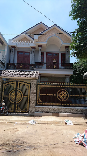 [Image: DSC_0059.JPG]