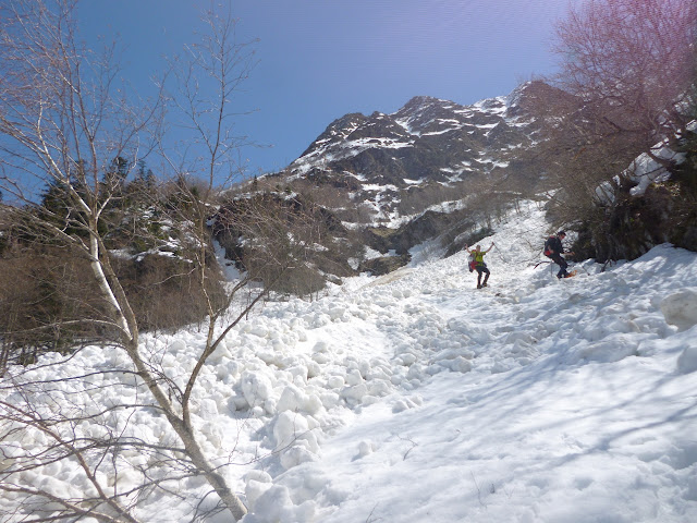 Pirineos:La Forcanada, Corredor NO