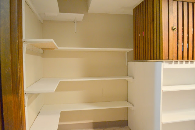 plans for wooden utility shelves