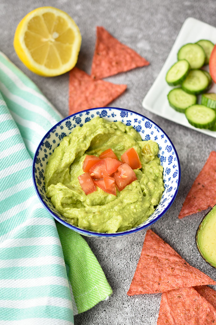 Woman in Real Life Easy 4Ingredient Guacamole Recipe (Vegan, GlutenFree)