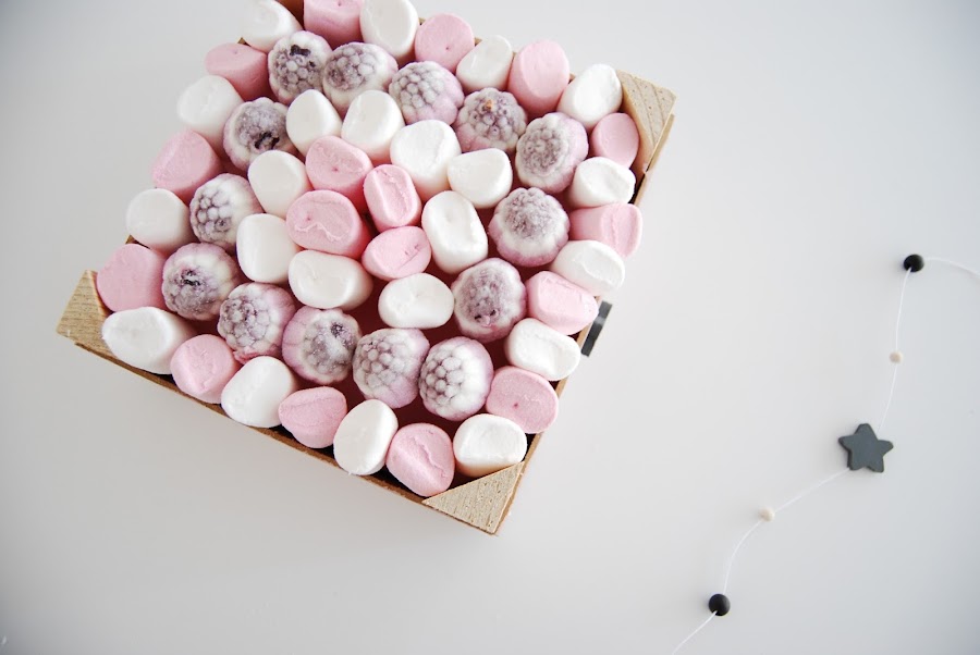Centro de chuches en tonos rosa. Pink candy box DIY