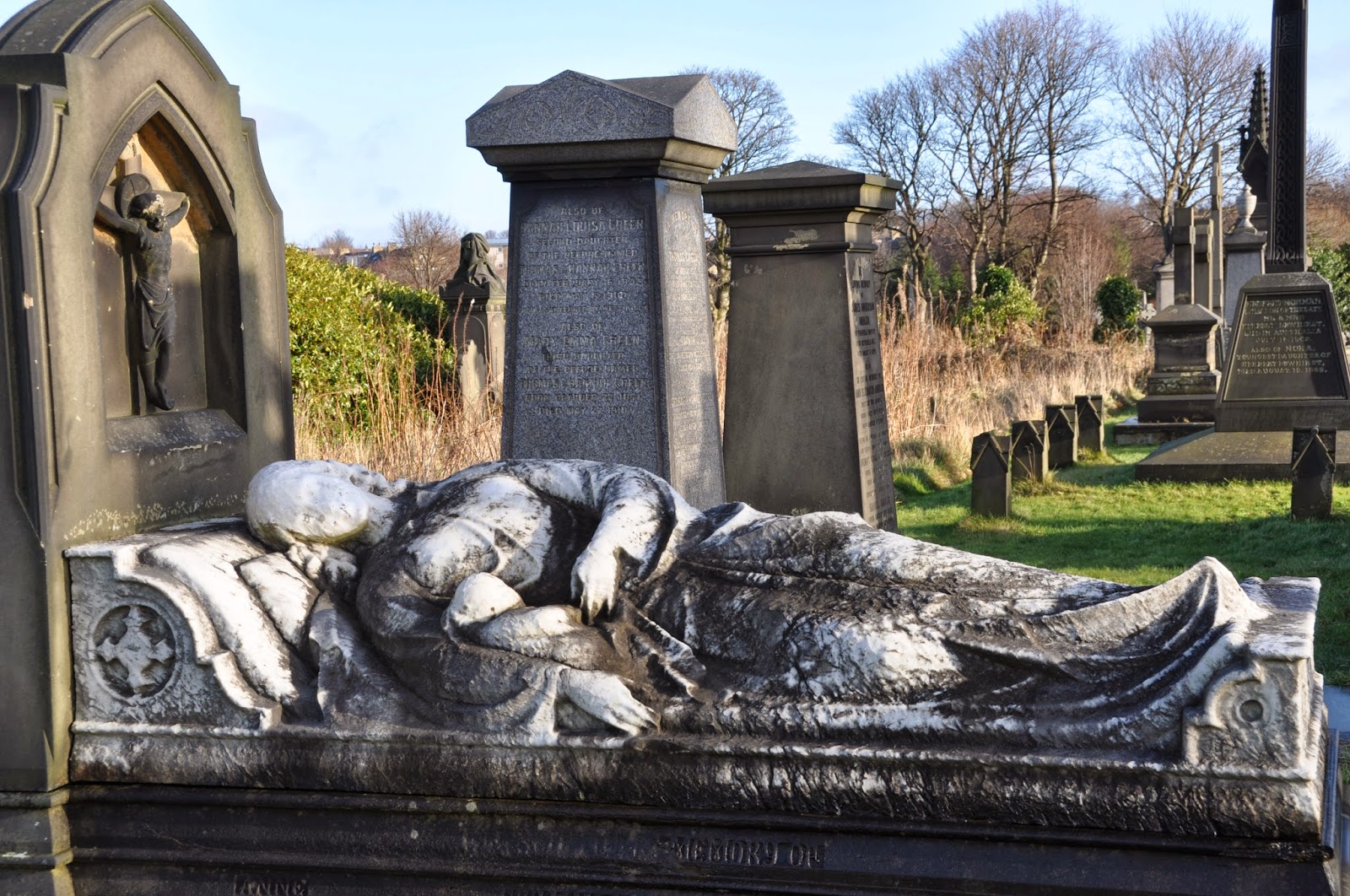 The Graveyard Detective The Barlow Memorial