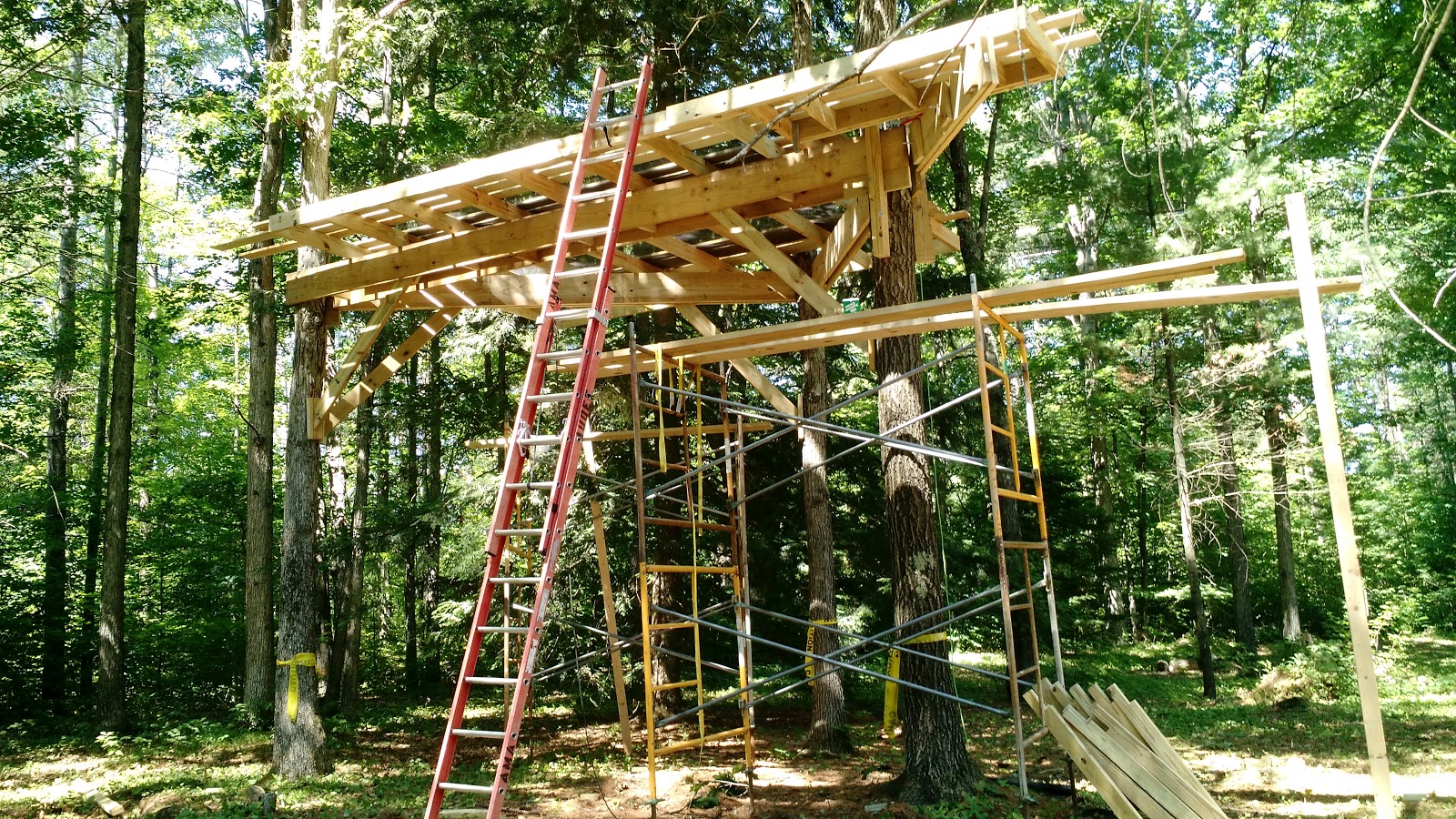 Three Oaks Construction Brandon Treehouse project