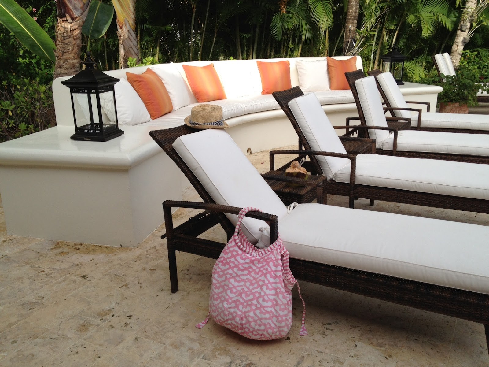 roberta roller rabbit beach bag