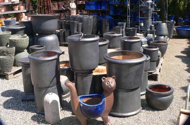 House Building Ideas: Garden Accessories or Garden Ornaments