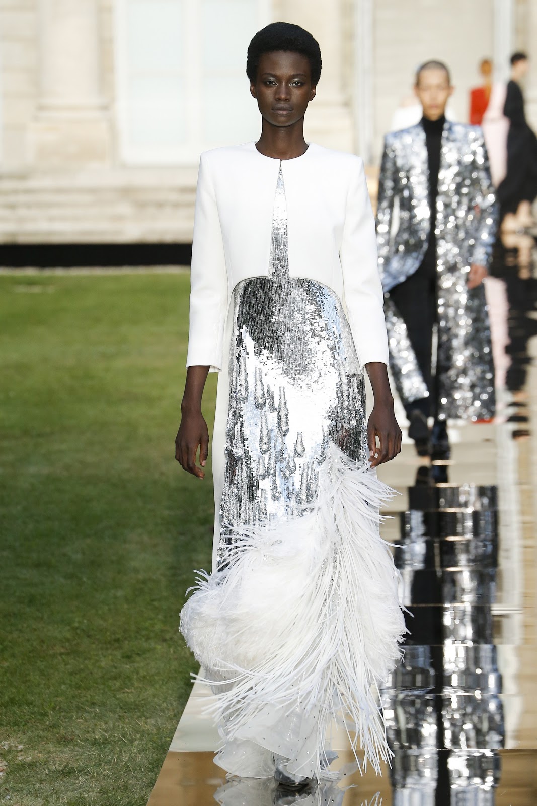 Givenchy Parigi Haute Couture Fall Winter 2018-19 | Cool Chic Style Fashion