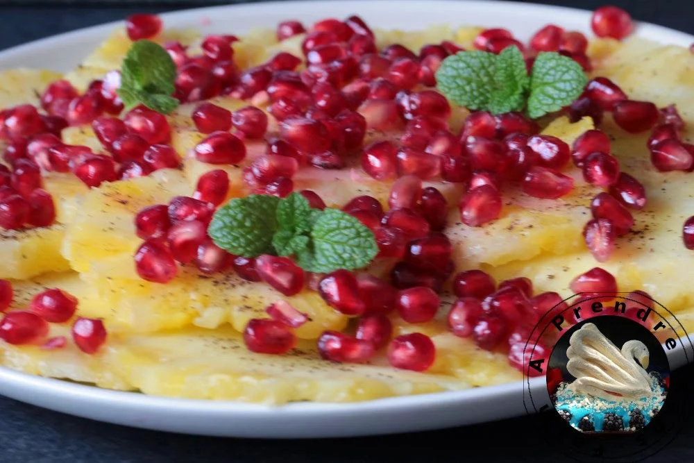 Carpaccio d'ananas à la grenade et sel vanillé