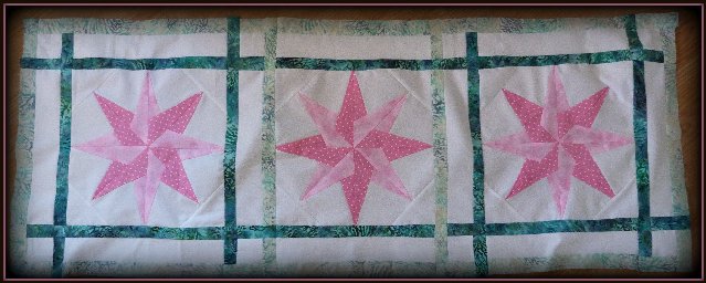 pink and teal Dreamweaver table runner