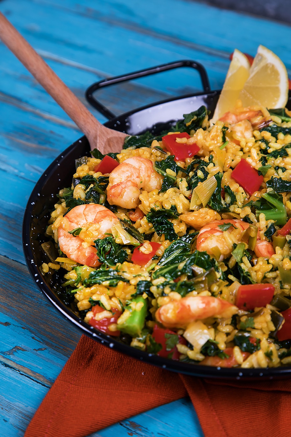 Prawn And Kale Paella How To Make A Tasty Dinner Dish Claire Justine