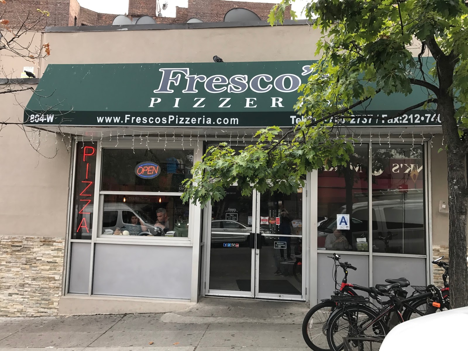 31 Days of Pizza Day 3, 2016 Fresco's Pizzeria (Hudson Heights, NYC)
