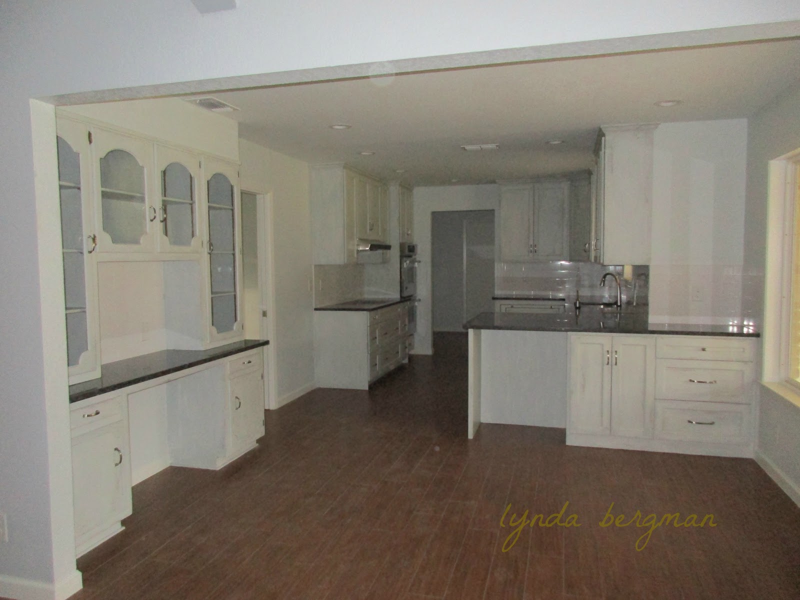 Lynda Bergman Decorative Artisan Painting A Distressed Gray