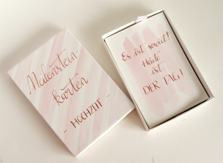 DIY Schachtel für Meilensteinkarten Hochzeit DIY-Braut DIY-Hochzeit rosa kupfer