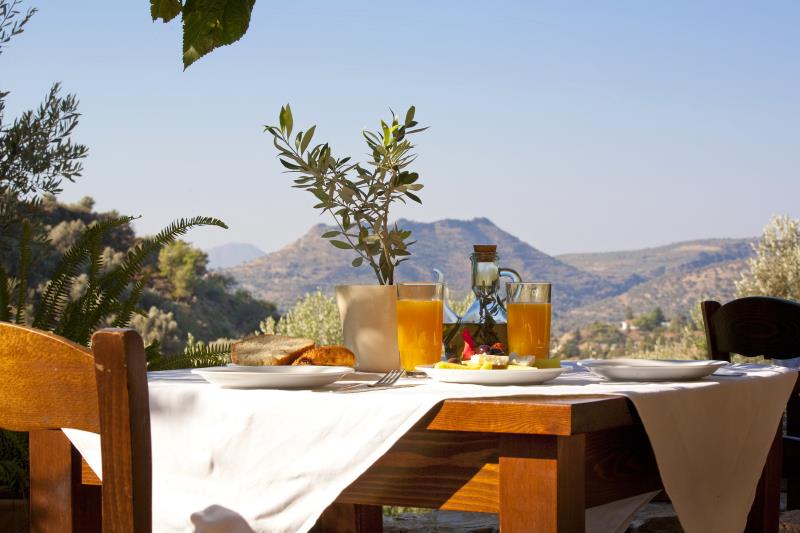 Eleonas Agrotourism Resosrt In Zaros Crete Summer In Zaros And