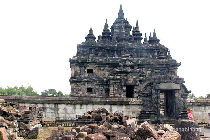 candi plaosan lor klaten
