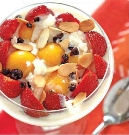 Easy Food Recipes and Cooking Cottage Cheese with Fresh Fruits