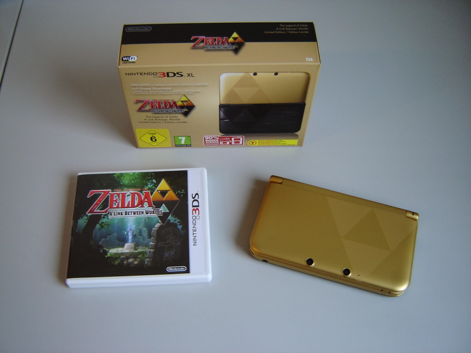 Nintendo Confirms The Legend of Zelda: A Link Between Worlds 3DS XL Bundle  for North America