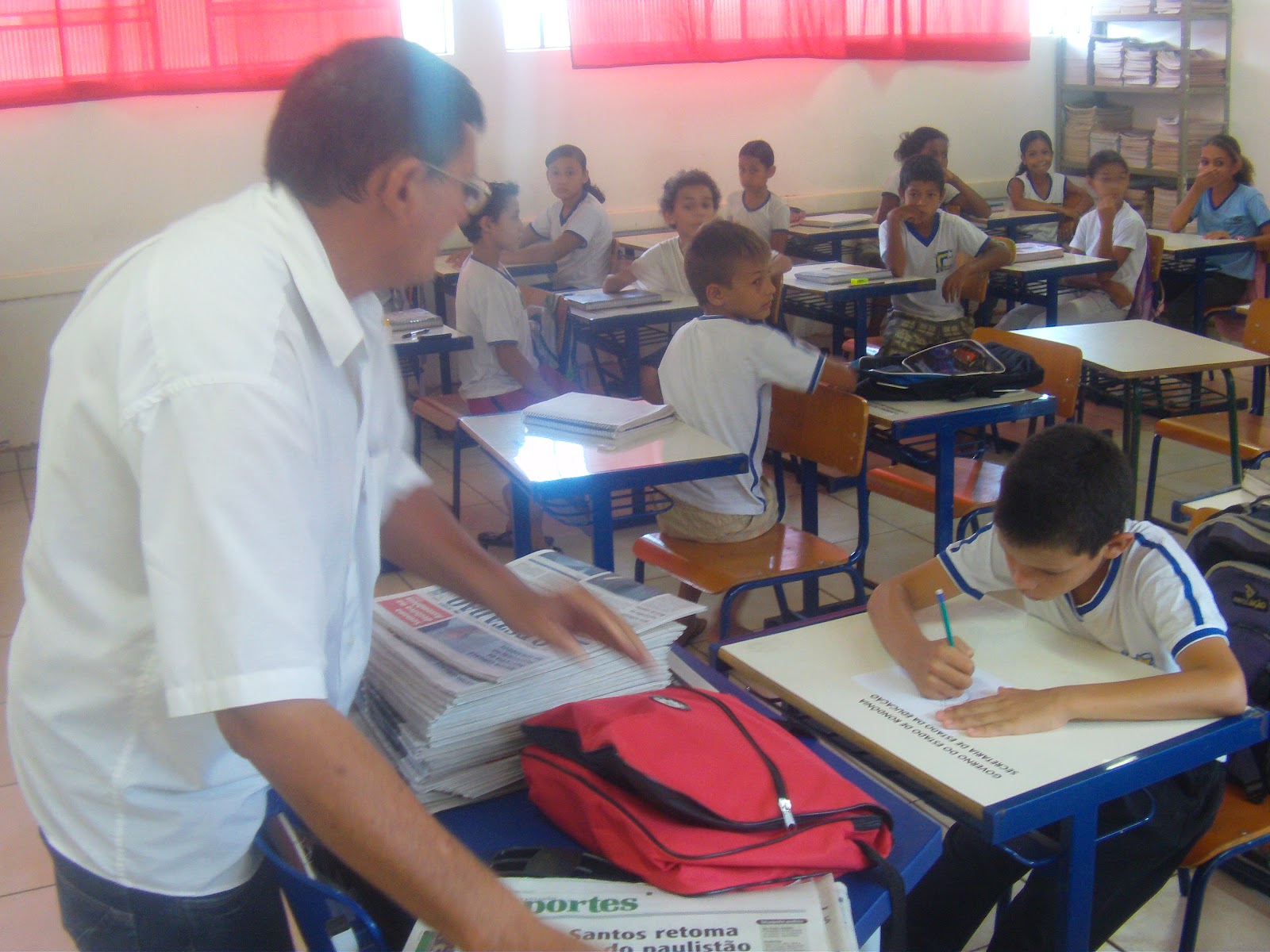 garotada esperta: O USO DO JORNAL IMPRESSO E DIGITAL NA ESCOLA FREI