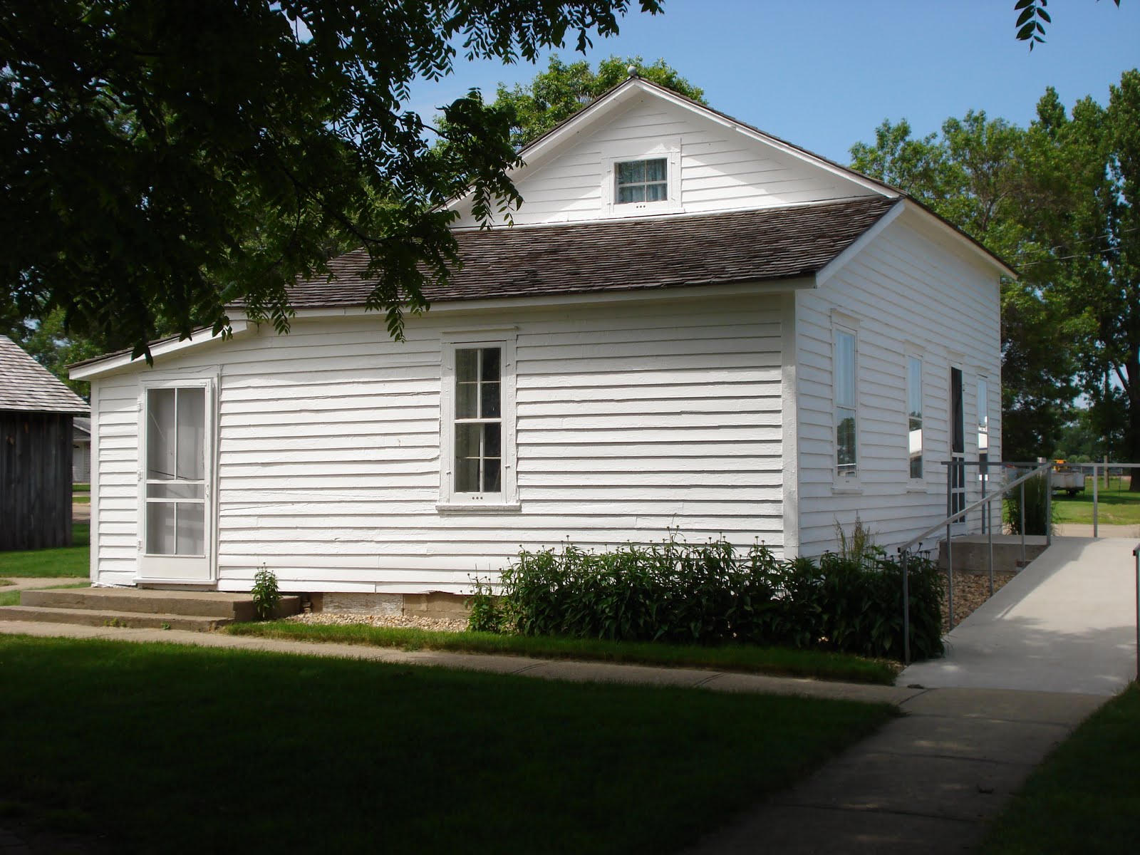 Travels with Debbie and Vince De Smet, S.D. The Little House on the