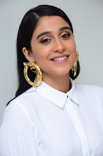 Actress Regina Cassandra New Stills At Evaru Movie Success Meet Actress Regina Cassandra New Stills At Evaru Movie Success Meet